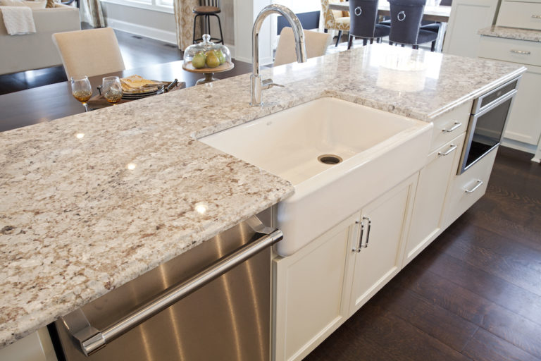 Granite Island Countertops In Kitchen By Candd Granite Minneapolis Mn Candd Granite 6352